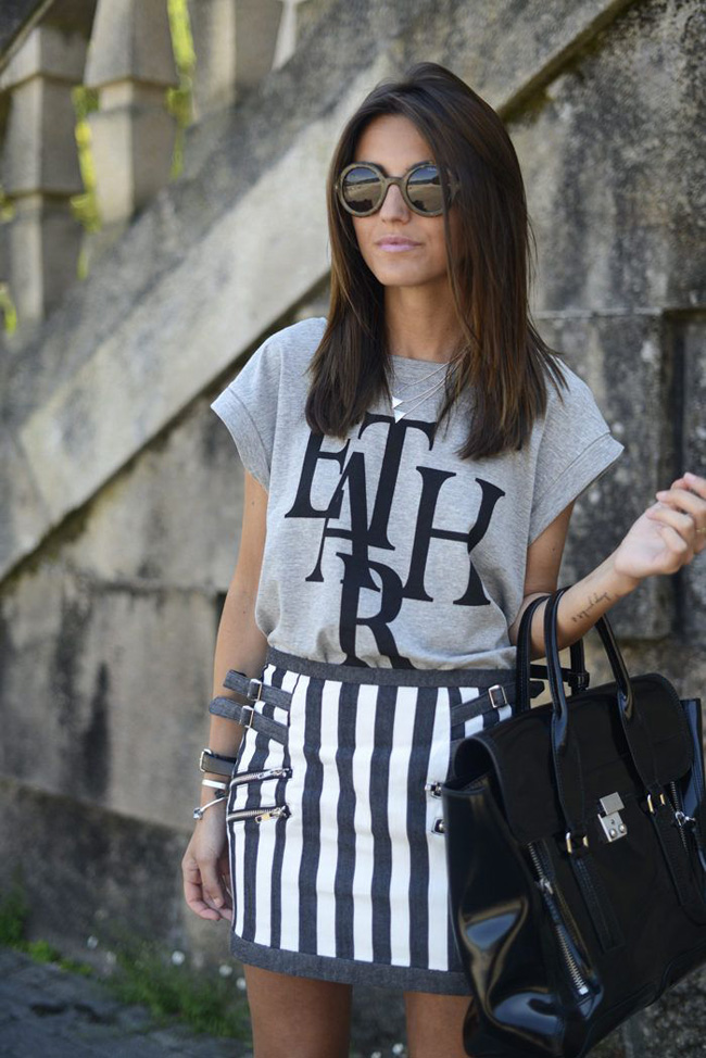 Closet Staple: Graphic Tee - Glam Latte