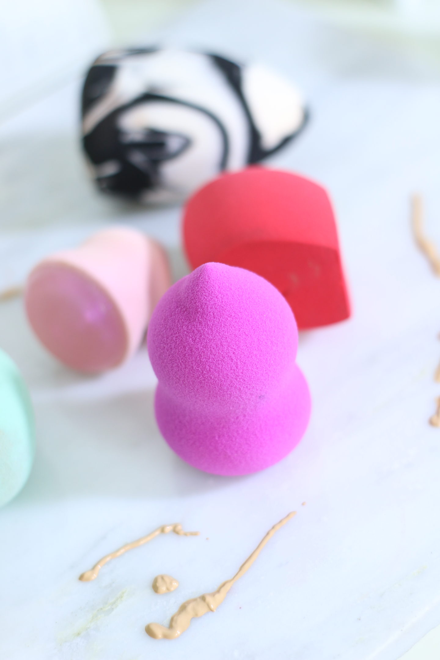 5 AFFORDABLE BEAUTY SPONGES